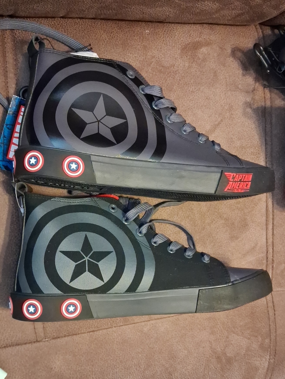 Marvel Men's High-Top Sneakers Captain  America Dark Grey Size 11